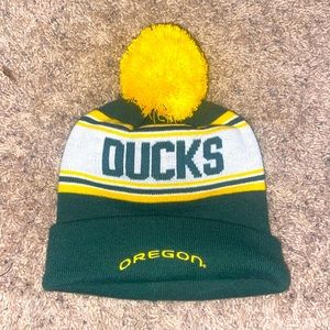 Oregon Ducks College Beanie Hat Poof University Apparel Football Green & Yellow